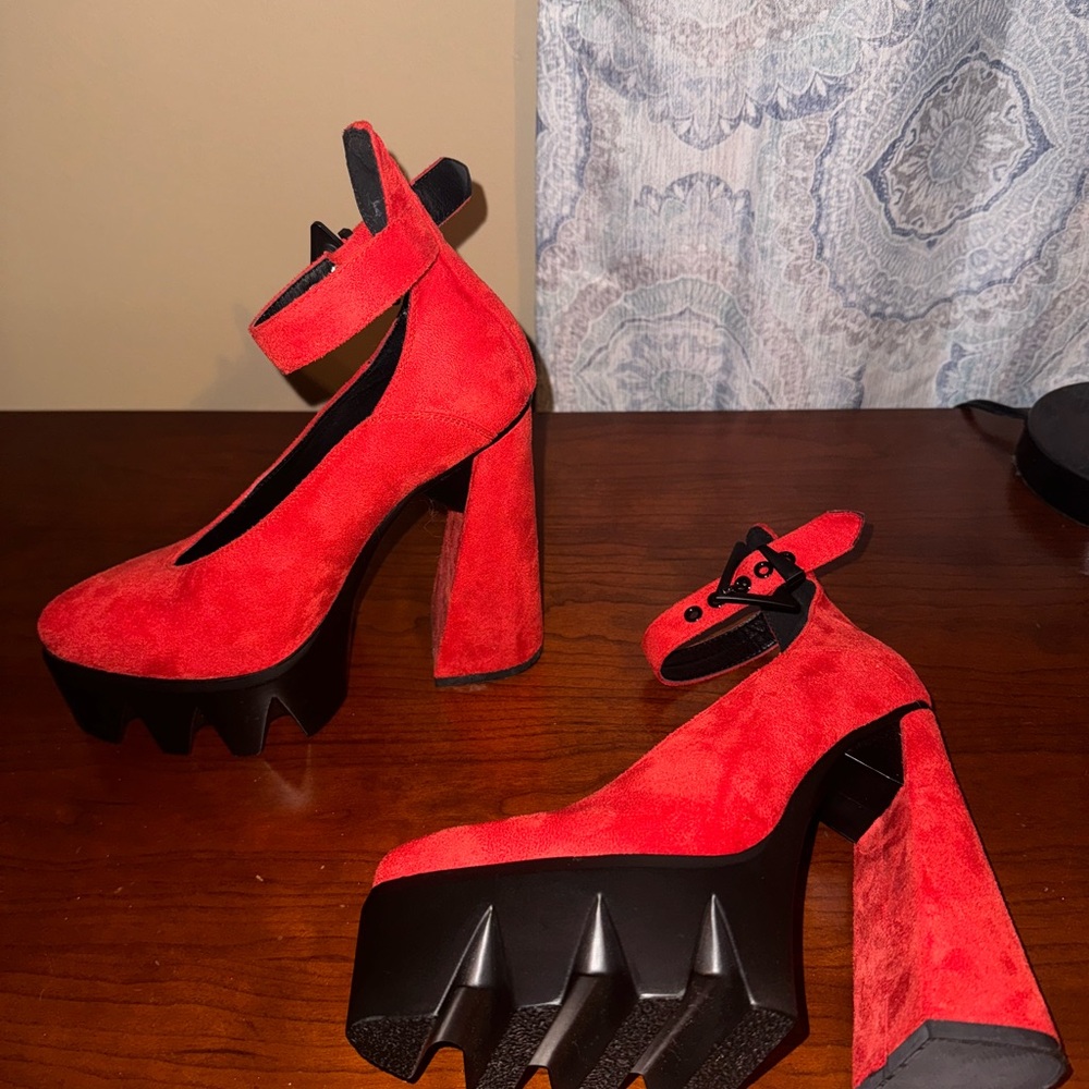 Red and Black Platform Shoes with Chunky Heel